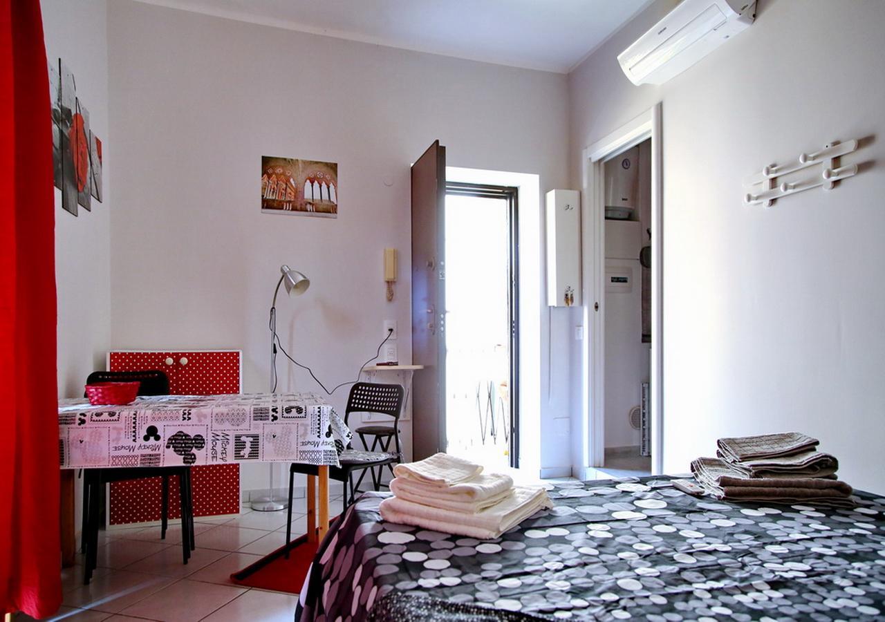Bnbutler - Col Di Lana - Navigli Apartment - Darsena ميلان المظهر الخارجي الصورة
